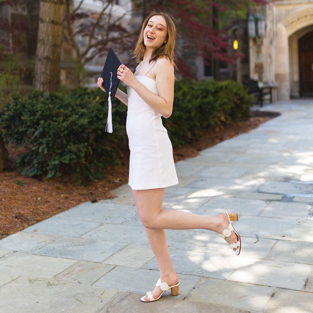 Meet your Posher, Emily